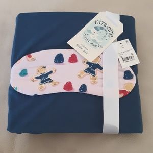 Brand new Pajamas set with sleep mask